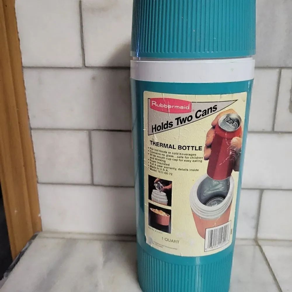Rubbermaid Vintage 1 Quart Thermal Bottle Canister